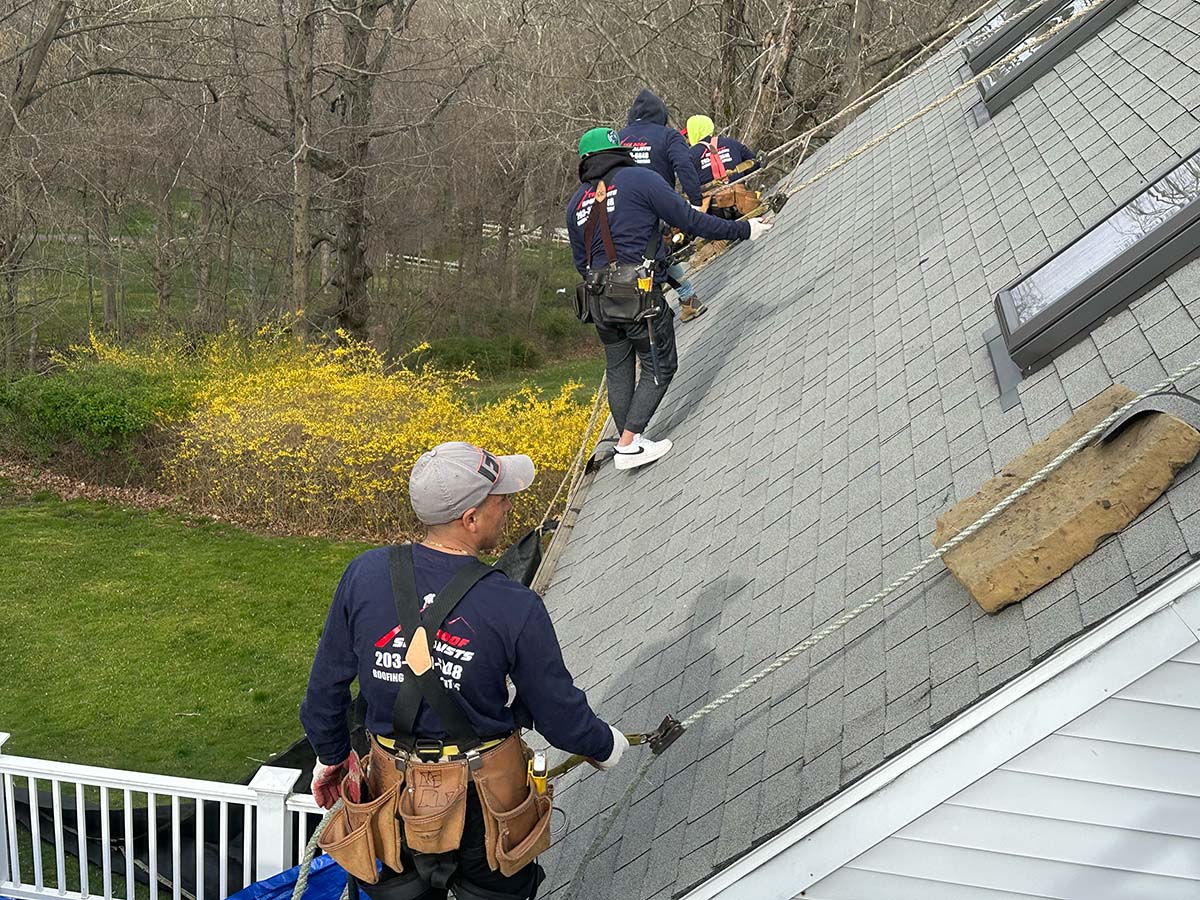 roof-specialists-danbury-ct-01-1200w